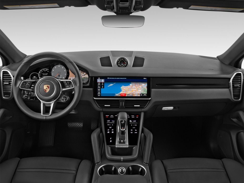 2023-porsche-cayenne-coupe-awd-dashboard_100886539_l